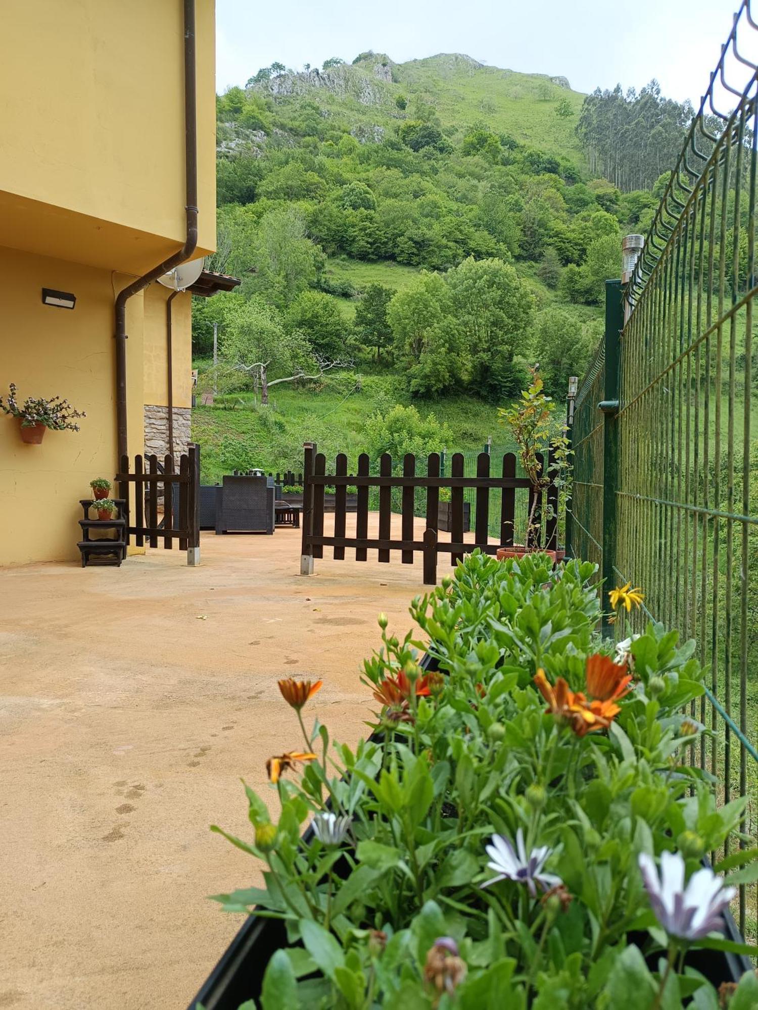Apartmán Carroceu Rural Onís Exteriér fotografie